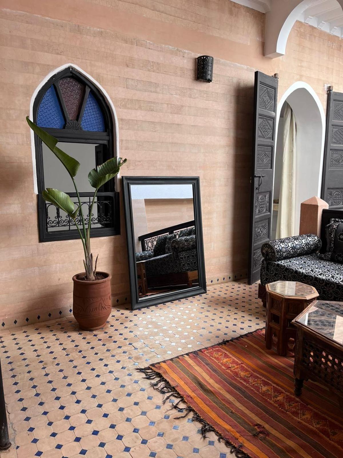 Riad Black Doors Marrakesh Eksteriør bilde